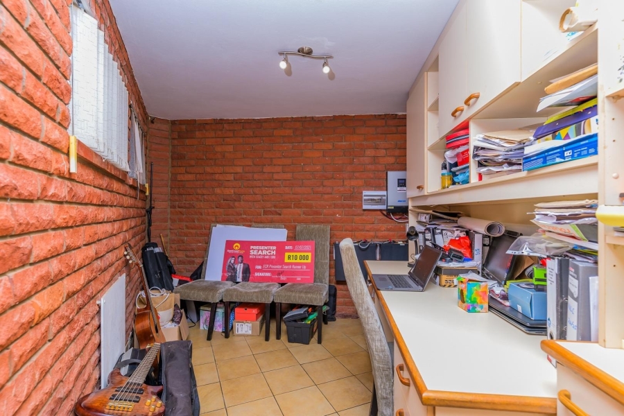 4 Bedroom Property for Sale in Everton KwaZulu-Natal