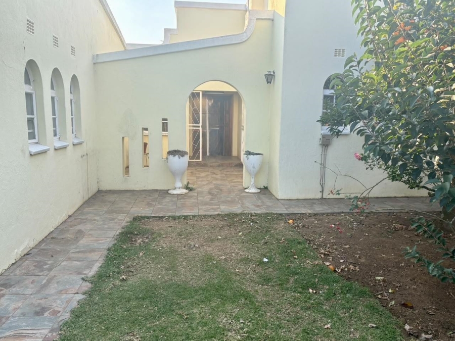 To Let 4 Bedroom Property for Rent in Vryheid KwaZulu-Natal