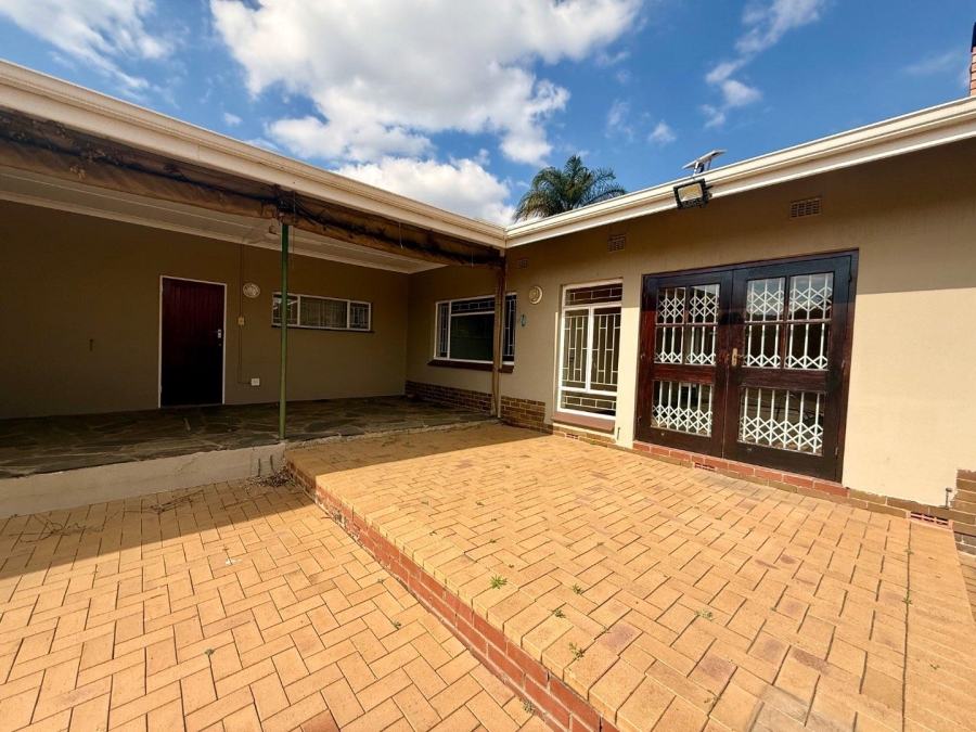 To Let 4 Bedroom Property for Rent in Vryheid KwaZulu-Natal
