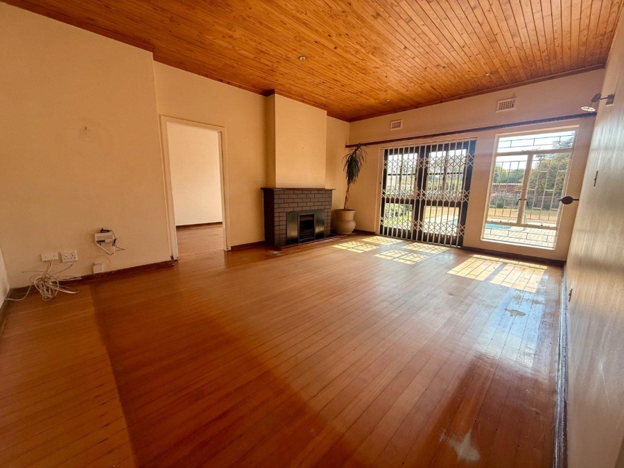 To Let 4 Bedroom Property for Rent in Vryheid KwaZulu-Natal