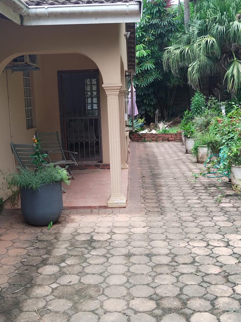 To Let 4 Bedroom Property for Rent in La Mercy KwaZulu-Natal