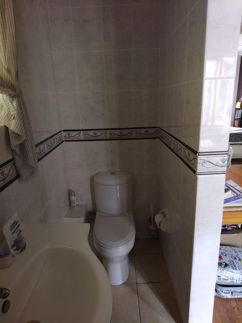 To Let 4 Bedroom Property for Rent in La Mercy KwaZulu-Natal