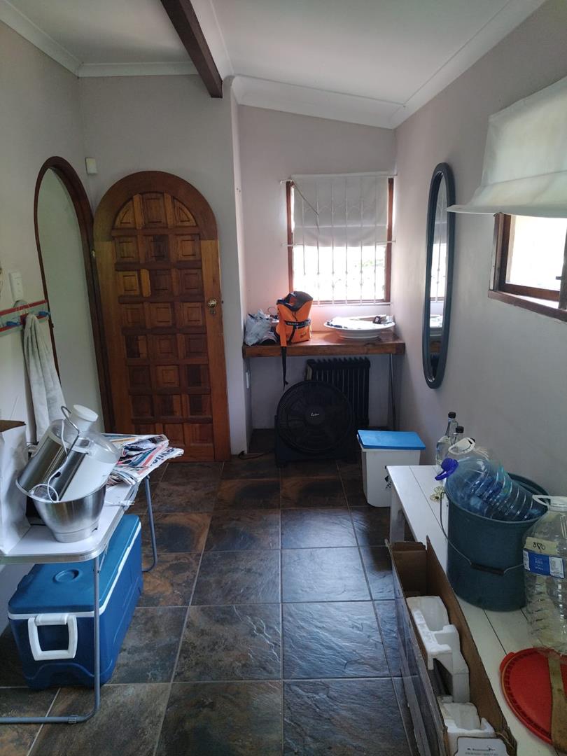 To Let 4 Bedroom Property for Rent in La Mercy KwaZulu-Natal