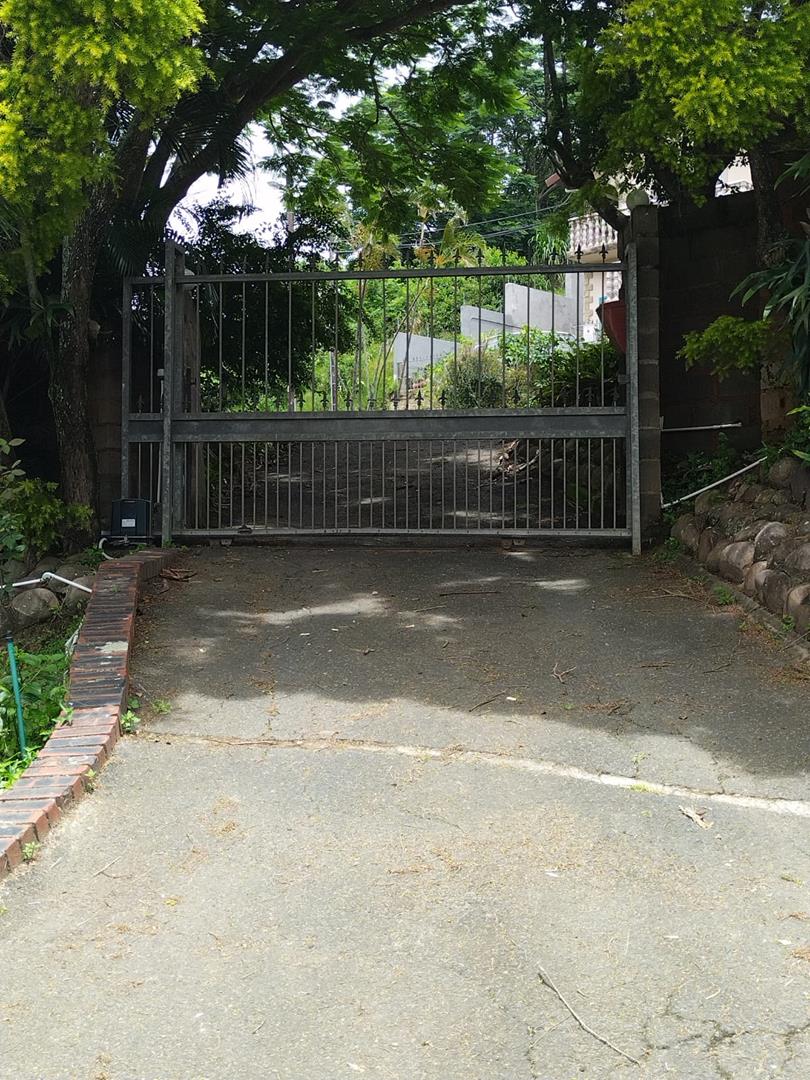 To Let 4 Bedroom Property for Rent in La Mercy KwaZulu-Natal