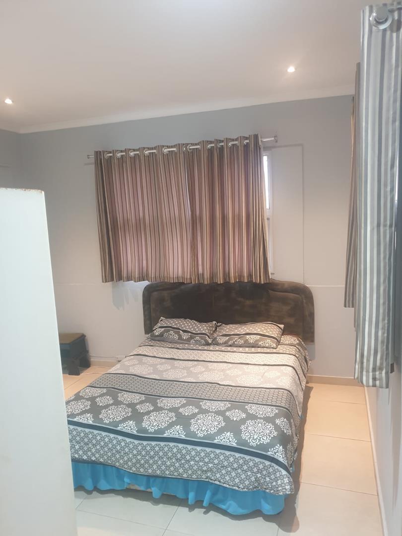 6 Bedroom Property for Sale in Moseley Park KwaZulu-Natal