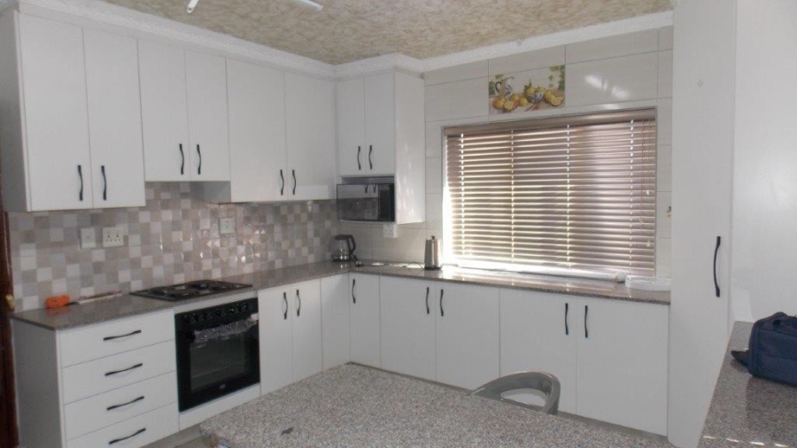 3 Bedroom Property for Sale in Silverglen KwaZulu-Natal