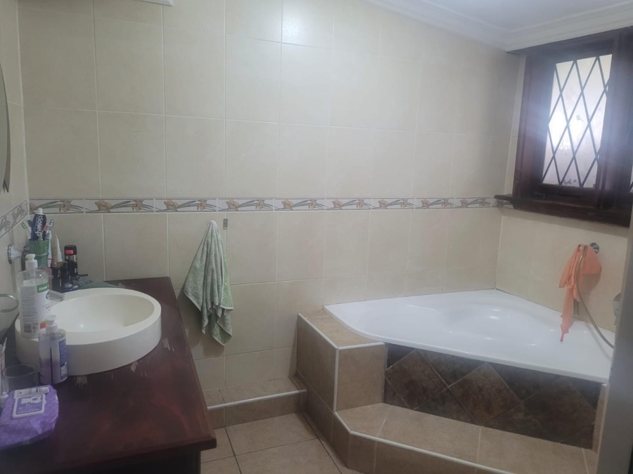 4 Bedroom Property for Sale in Northdene KwaZulu-Natal