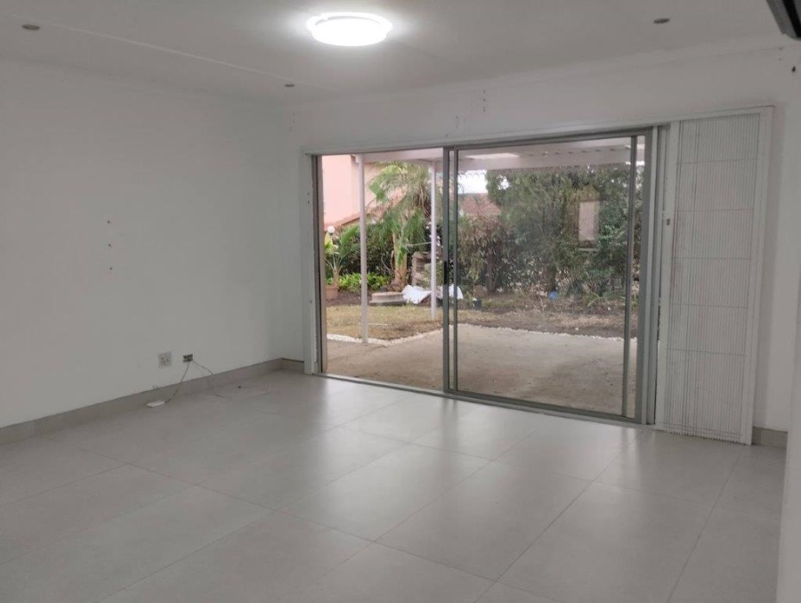 2 Bedroom Property for Sale in Sherwood KwaZulu-Natal