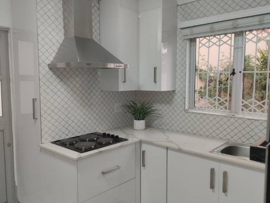 2 Bedroom Property for Sale in Sherwood KwaZulu-Natal