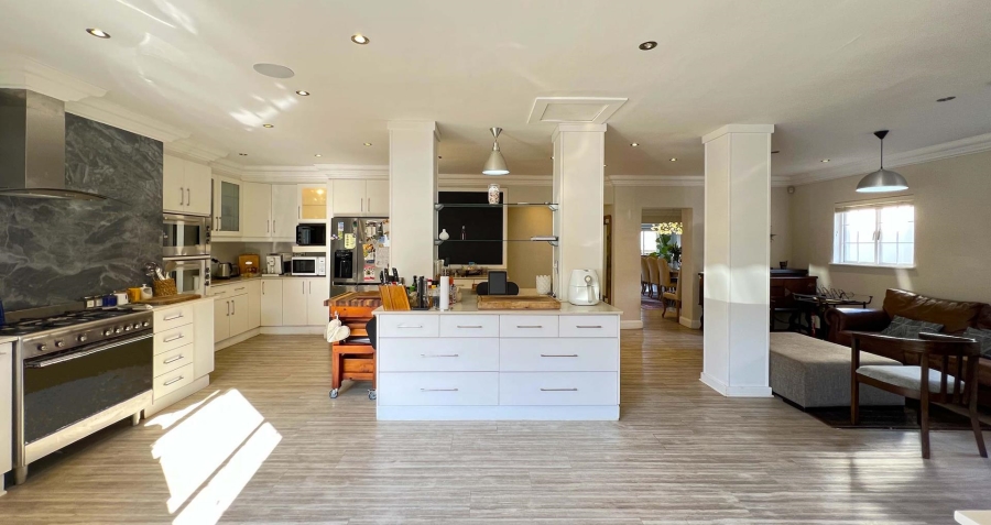6 Bedroom Property for Sale in Durban North KwaZulu-Natal