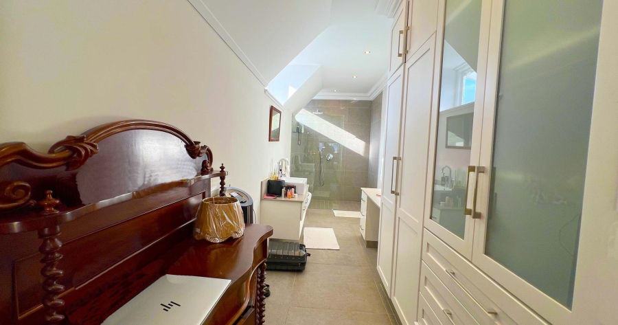 6 Bedroom Property for Sale in Durban North KwaZulu-Natal