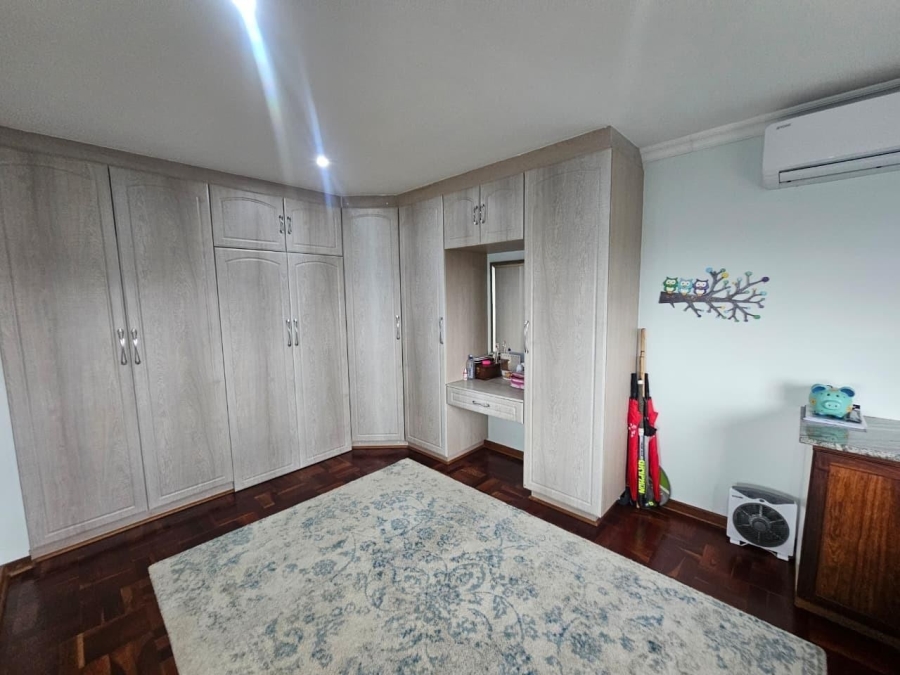 4 Bedroom Property for Sale in Bluff KwaZulu-Natal