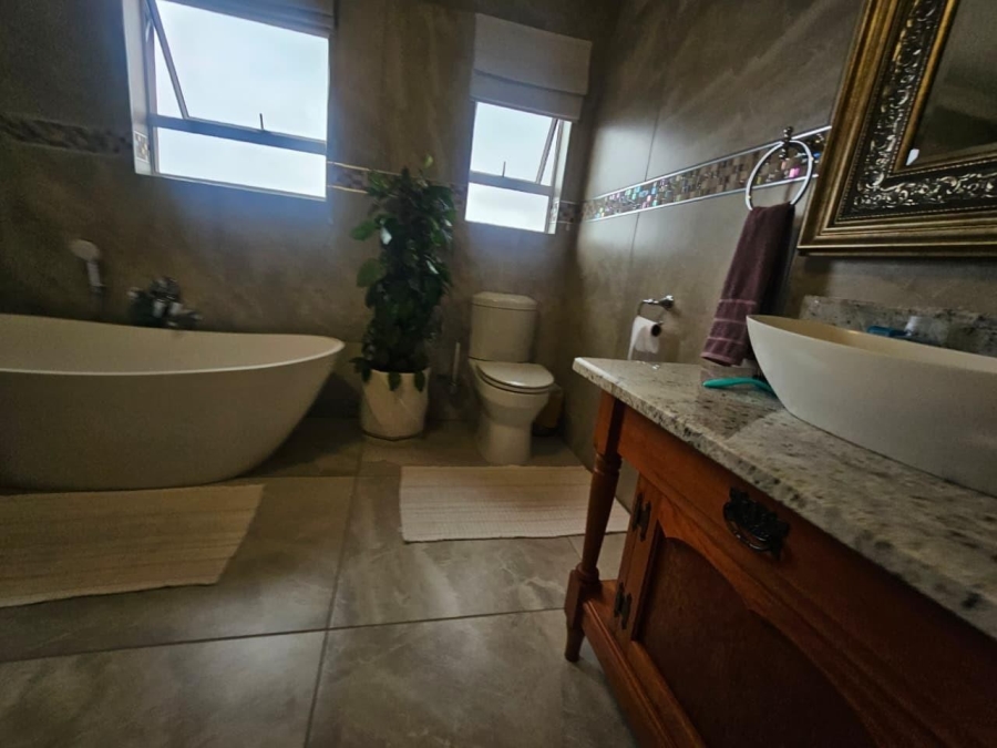 4 Bedroom Property for Sale in Bluff KwaZulu-Natal