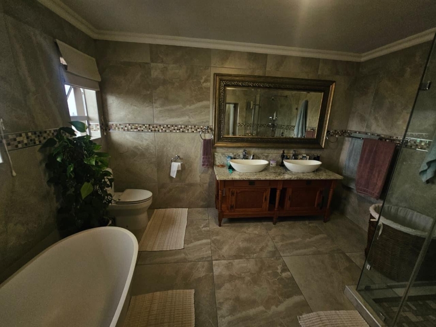 4 Bedroom Property for Sale in Bluff KwaZulu-Natal