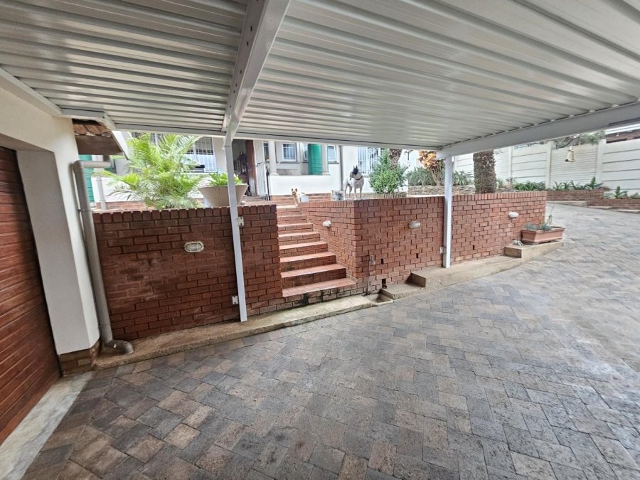 4 Bedroom Property for Sale in Bluff KwaZulu-Natal