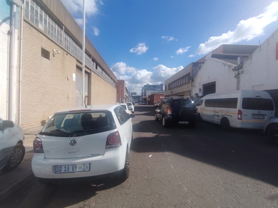 To Let Commercial Property for Rent in North Beach KwaZulu-Natal