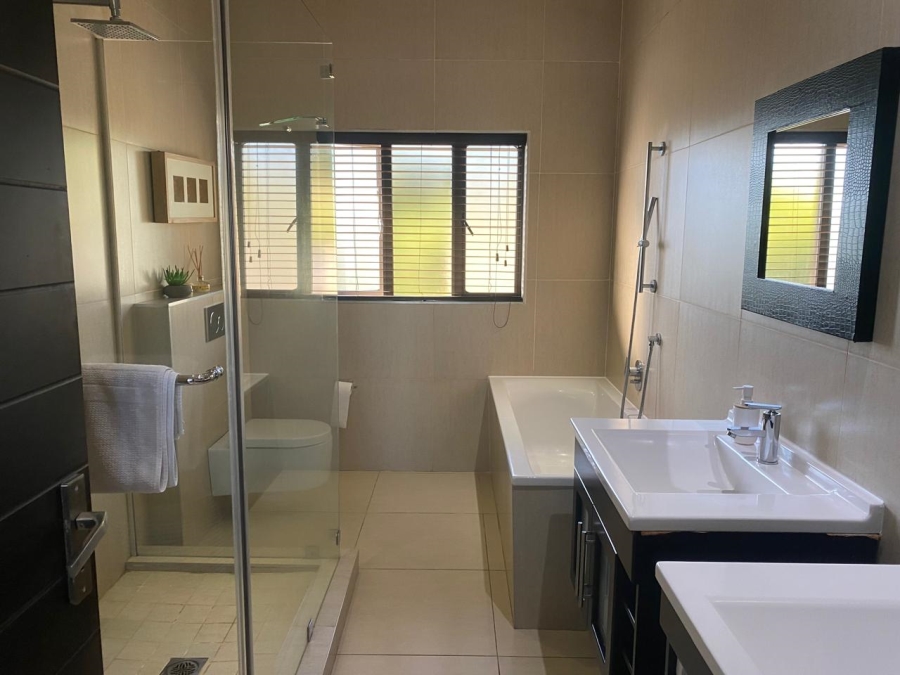 4 Bedroom Property for Sale in Sheffield Beach KwaZulu-Natal