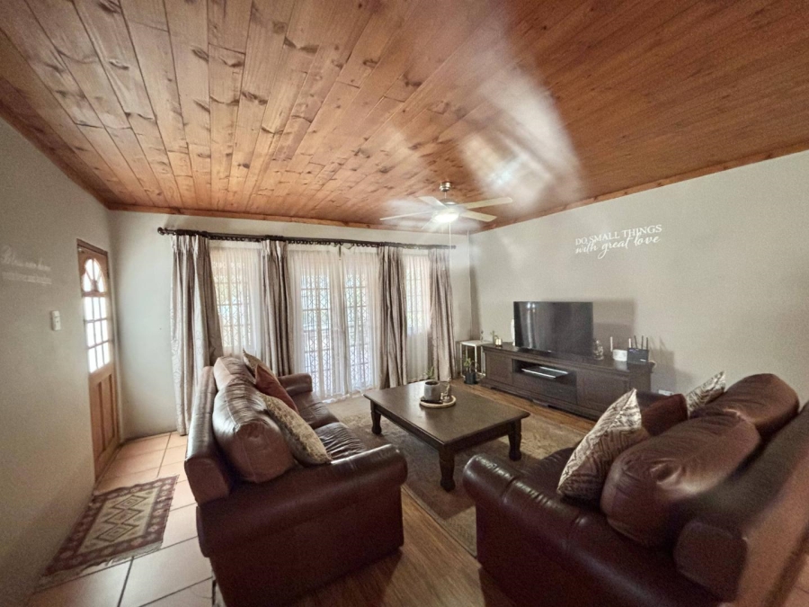 4 Bedroom Property for Sale in Scottsville KwaZulu-Natal