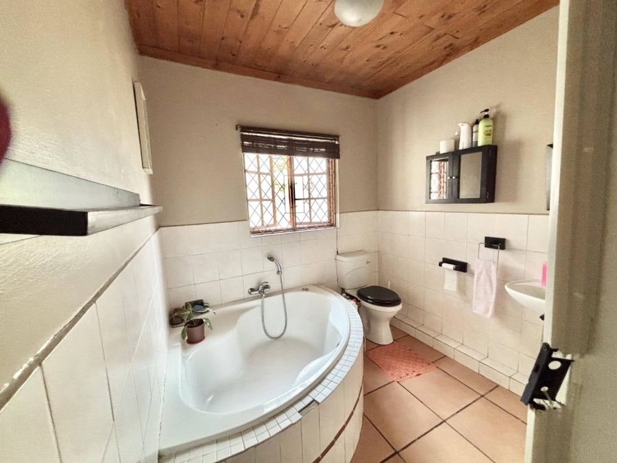 4 Bedroom Property for Sale in Scottsville KwaZulu-Natal