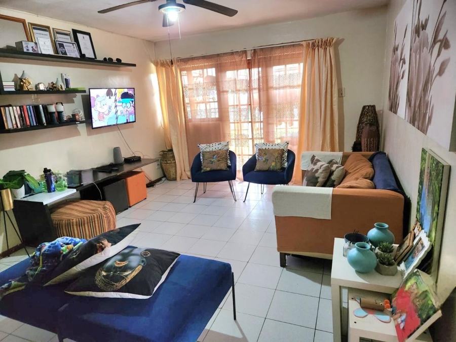 2 Bedroom Property for Sale in Meer En See KwaZulu-Natal