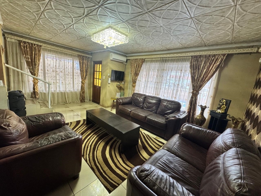 5 Bedroom Property for Sale in Montford KwaZulu-Natal