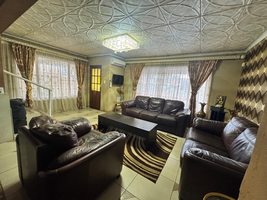 5 Bedroom Property for Sale in Montford KwaZulu-Natal