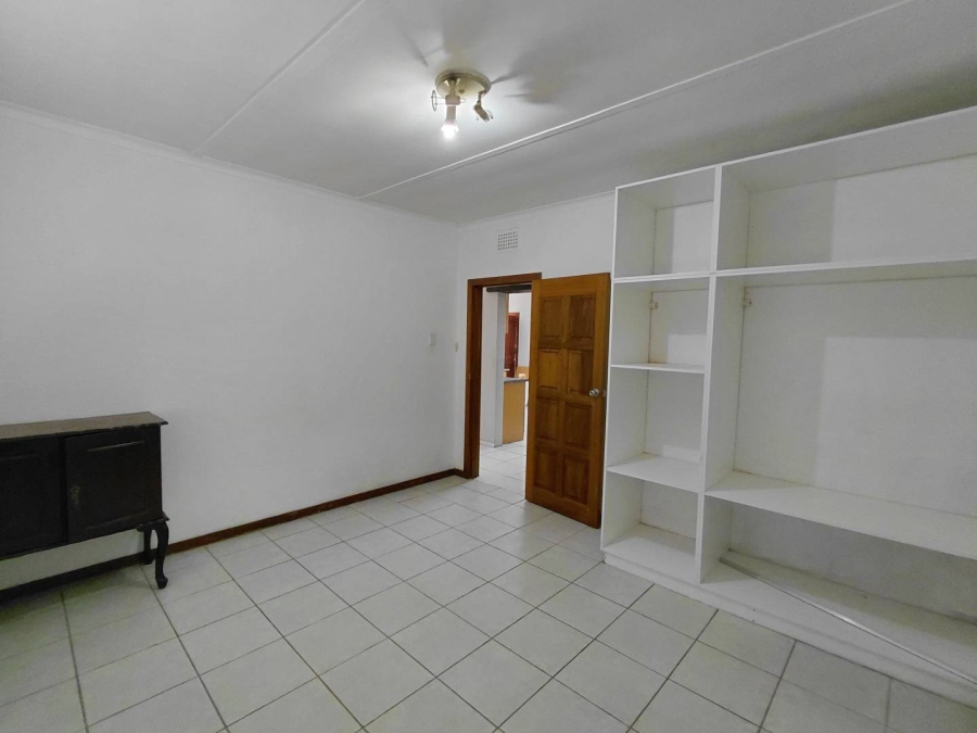 3 Bedroom Property for Sale in Queensburgh KwaZulu-Natal