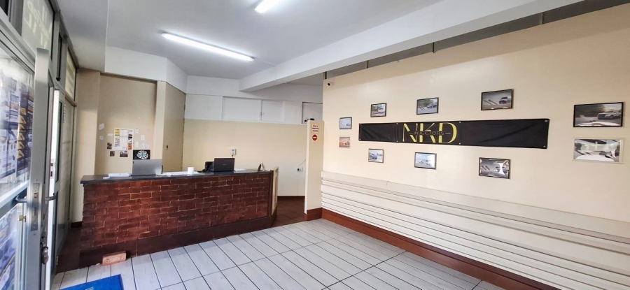 To Let Commercial Property for Rent in Bluff KwaZulu-Natal