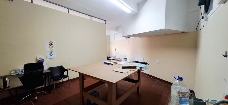 To Let Commercial Property for Rent in Bluff KwaZulu-Natal