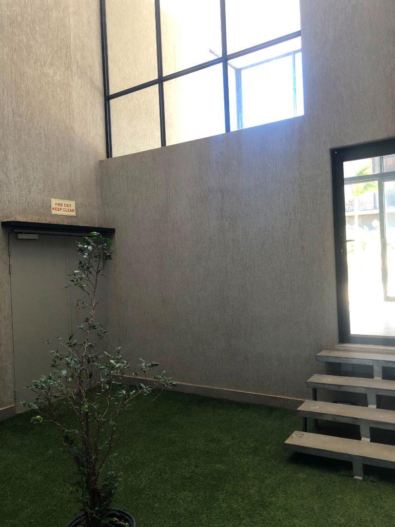 To Let Commercial Property for Rent in Umhlanga Ridge KwaZulu-Natal