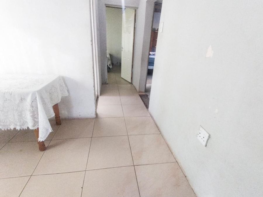 To Let 2 Bedroom Property for Rent in Kwandengezi KwaZulu-Natal