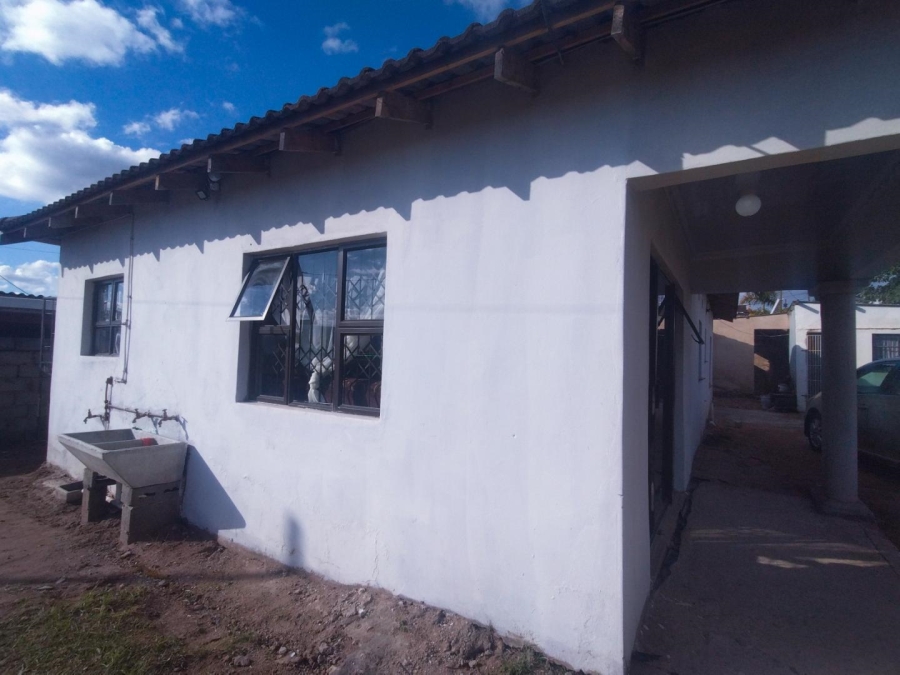 To Let 2 Bedroom Property for Rent in Kwandengezi KwaZulu-Natal