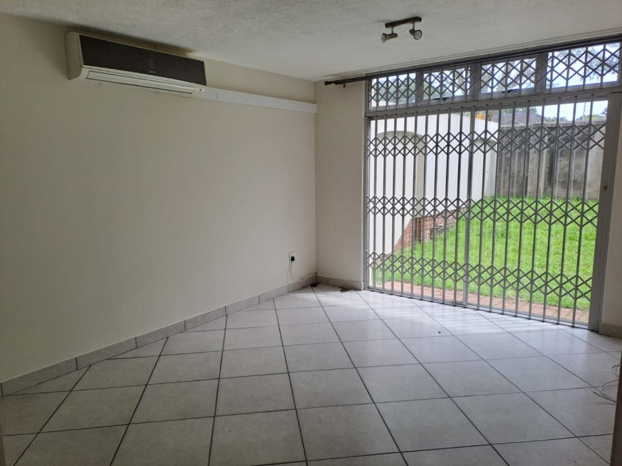 To Let 3 Bedroom Property for Rent in Meer En See KwaZulu-Natal
