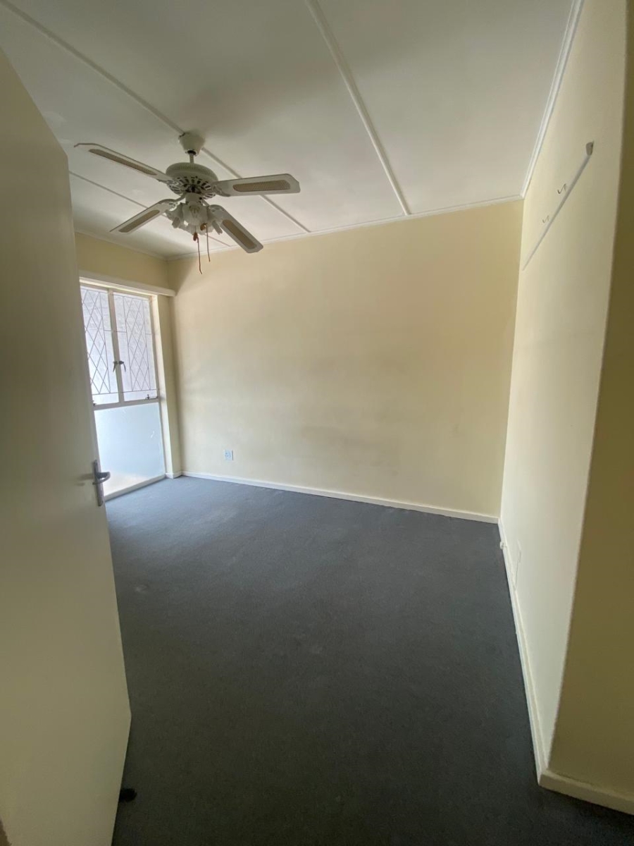 2 Bedroom Property for Sale in Dawncliffe KwaZulu-Natal