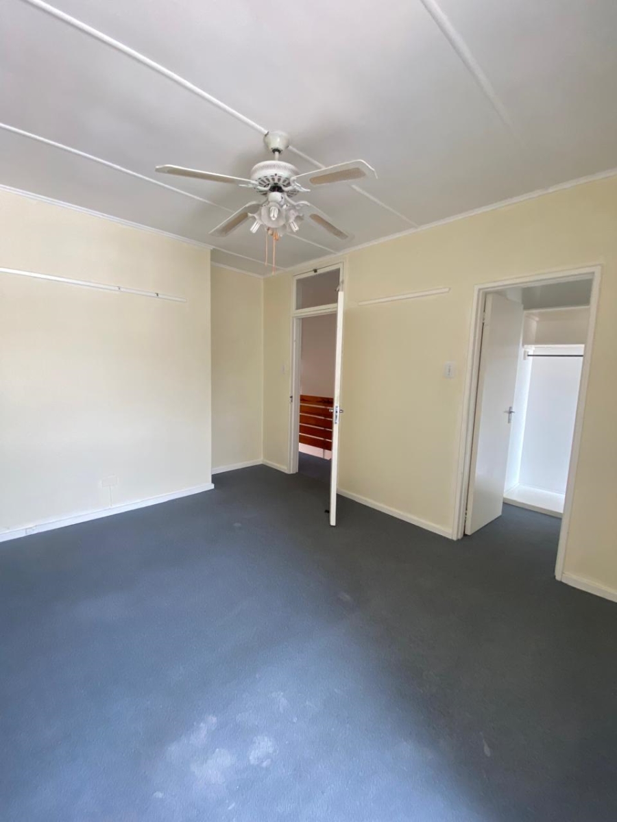 2 Bedroom Property for Sale in Dawncliffe KwaZulu-Natal