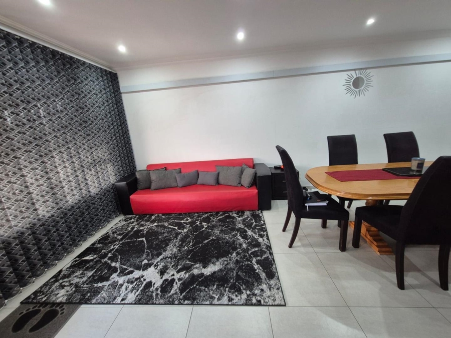 3 Bedroom Property for Sale in Escombe KwaZulu-Natal