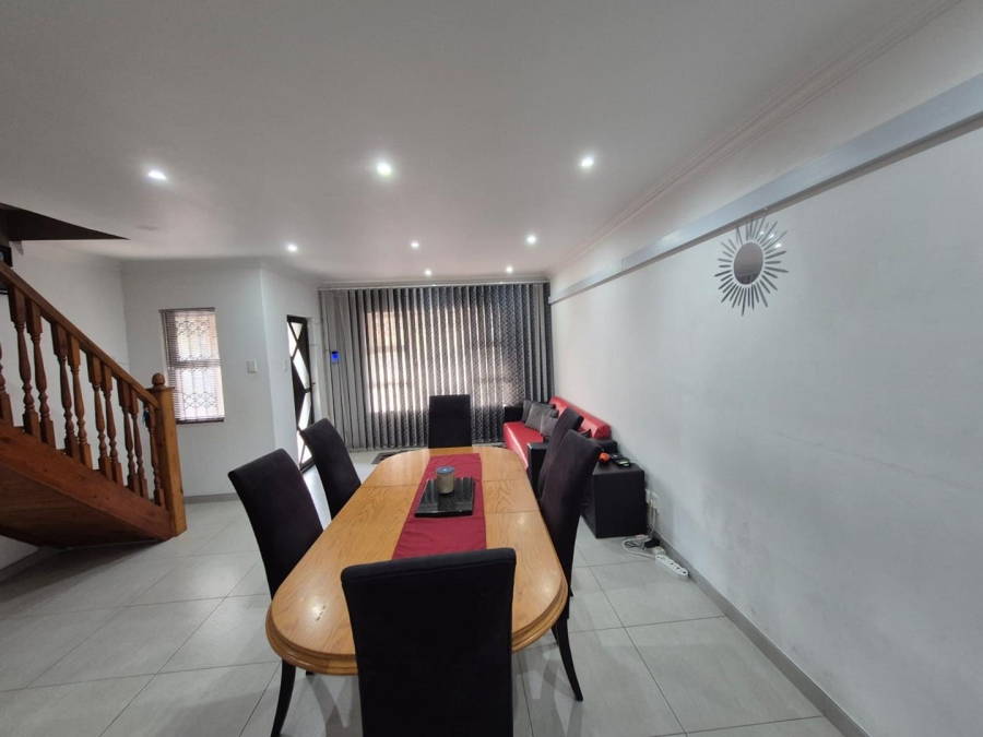 3 Bedroom Property for Sale in Escombe KwaZulu-Natal