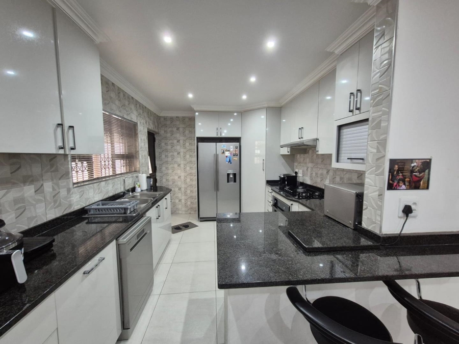 3 Bedroom Property for Sale in Escombe KwaZulu-Natal