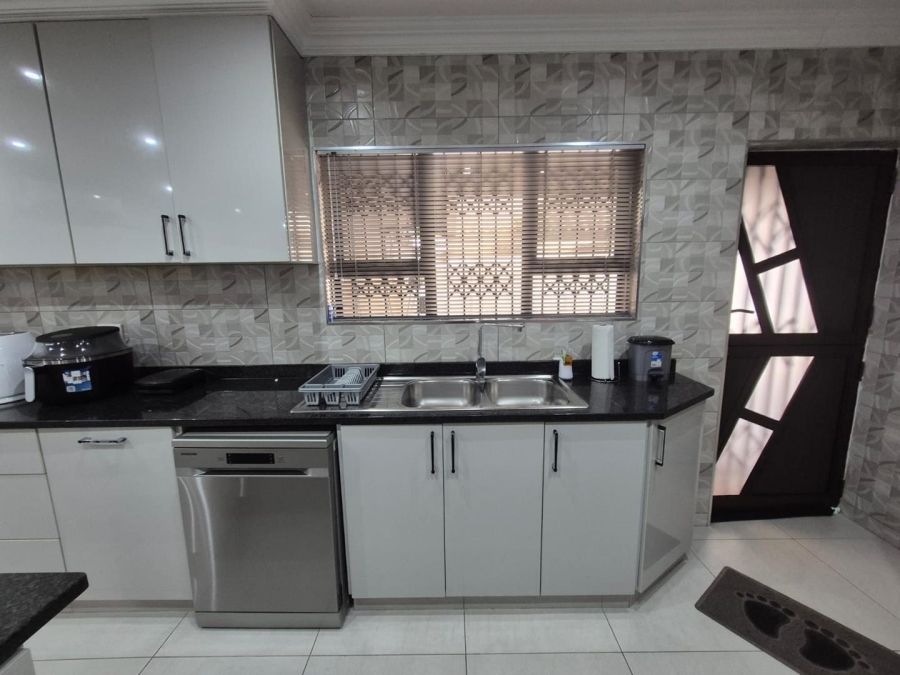 3 Bedroom Property for Sale in Escombe KwaZulu-Natal