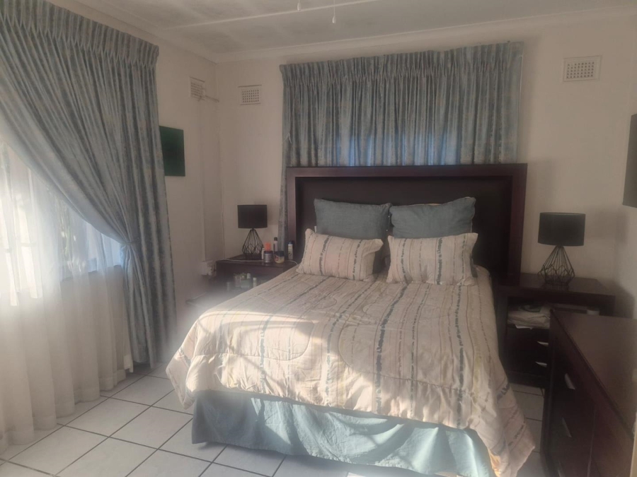3 Bedroom Property for Sale in Manors KwaZulu-Natal
