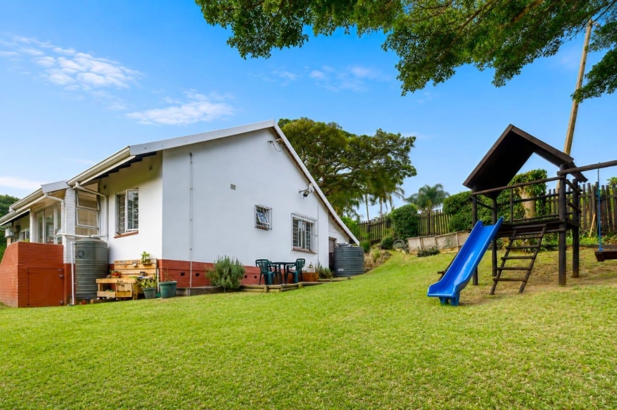 4 Bedroom Property for Sale in Amanzimtoti KwaZulu-Natal