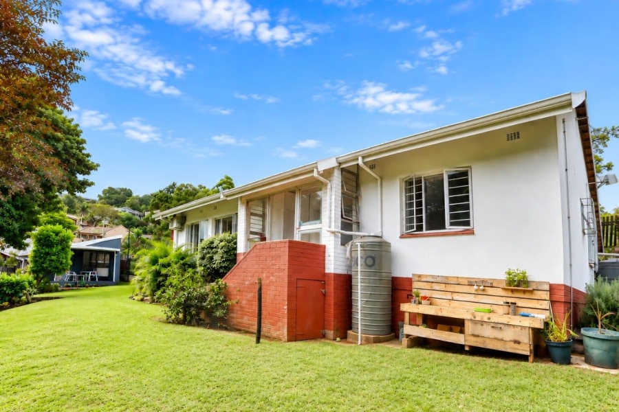 4 Bedroom Property for Sale in Amanzimtoti KwaZulu-Natal
