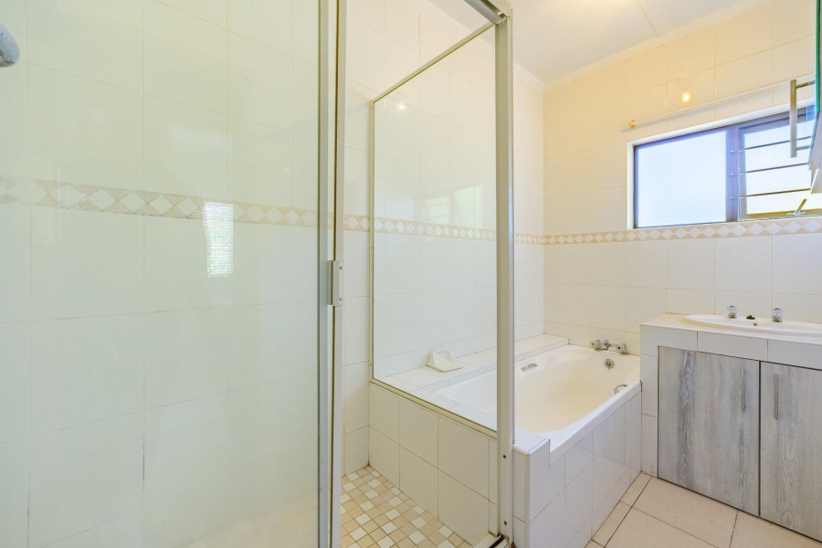 3 Bedroom Property for Sale in Glen Ashley KwaZulu-Natal