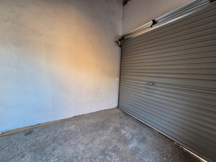 To Let 2 Bedroom Property for Rent in Montclair KwaZulu-Natal