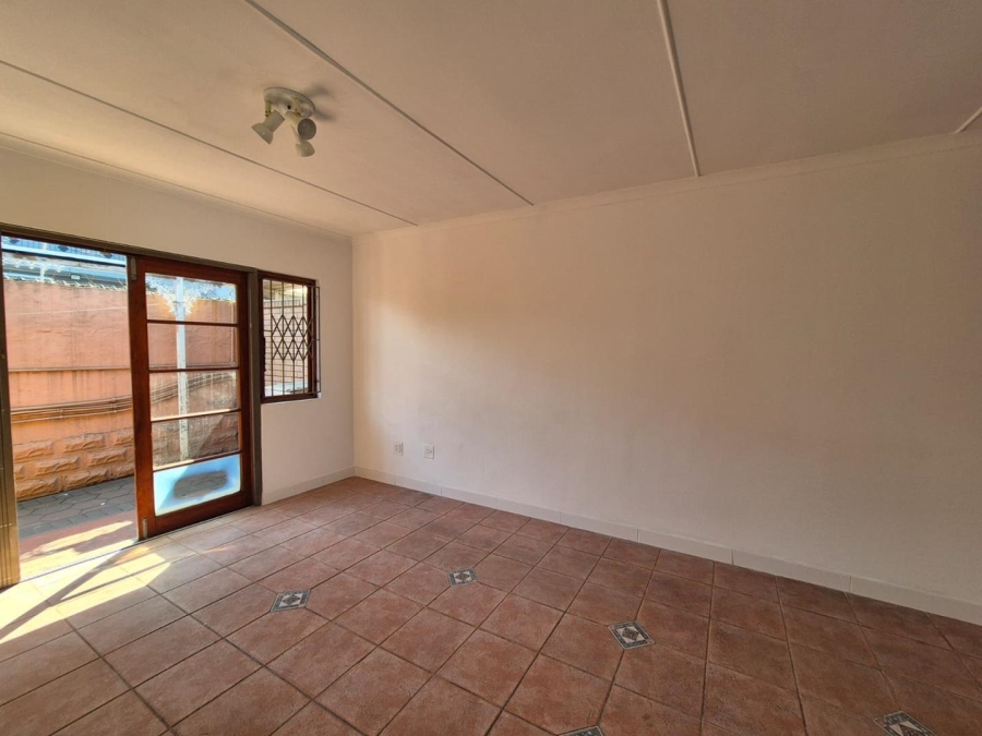 To Let 2 Bedroom Property for Rent in Montclair KwaZulu-Natal