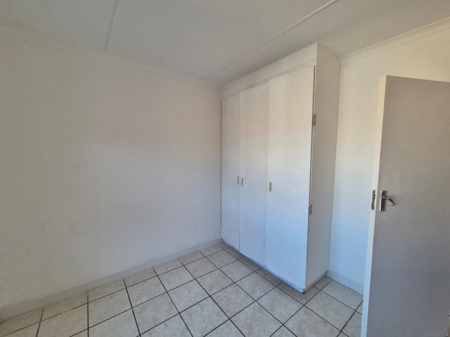 To Let 2 Bedroom Property for Rent in Montclair KwaZulu-Natal