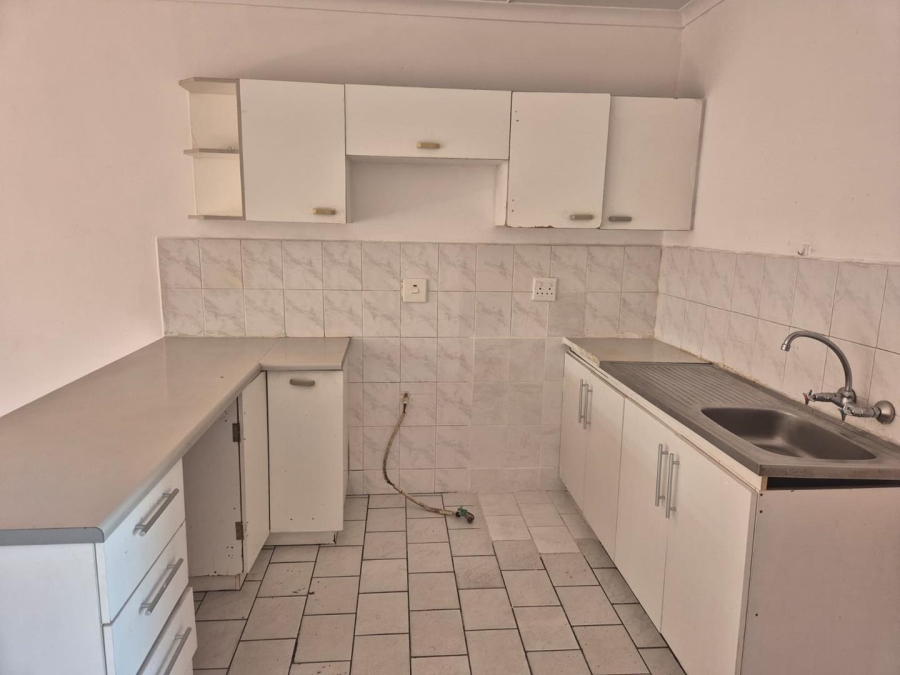 To Let 2 Bedroom Property for Rent in Montclair KwaZulu-Natal