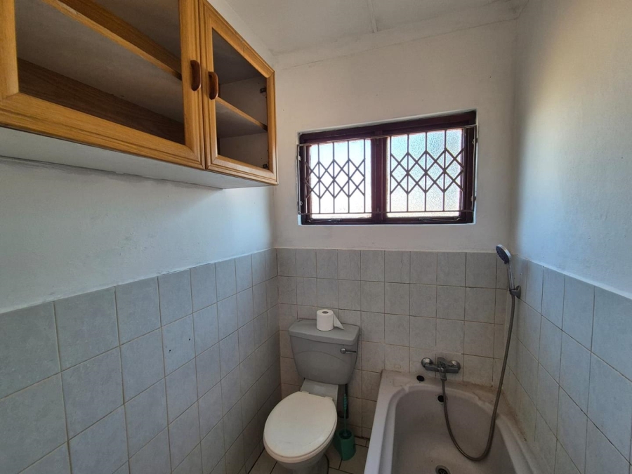 To Let 2 Bedroom Property for Rent in Montclair KwaZulu-Natal