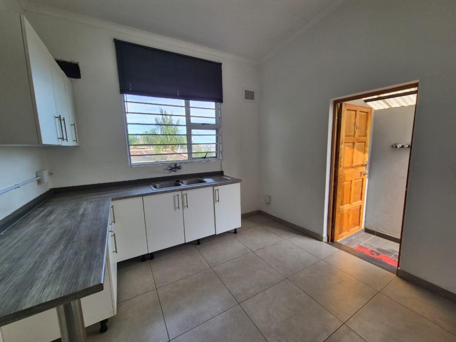 To Let 1 Bedroom Property for Rent in Bluff KwaZulu-Natal