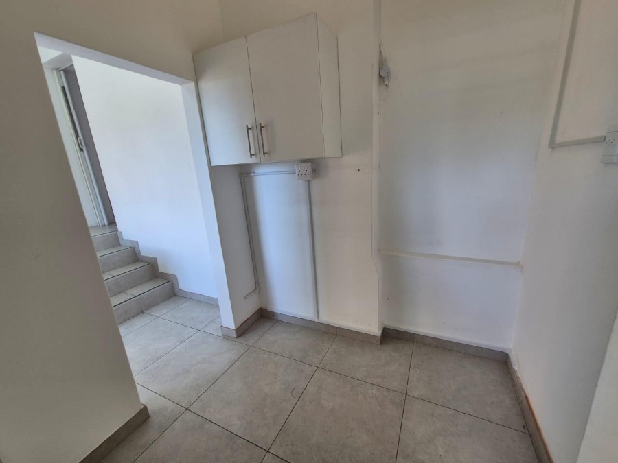 To Let 1 Bedroom Property for Rent in Bluff KwaZulu-Natal